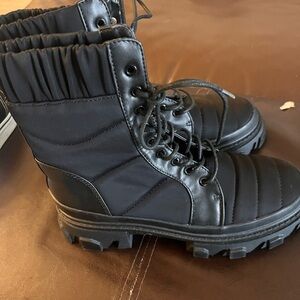 Women’s Black Lace-Up Boots